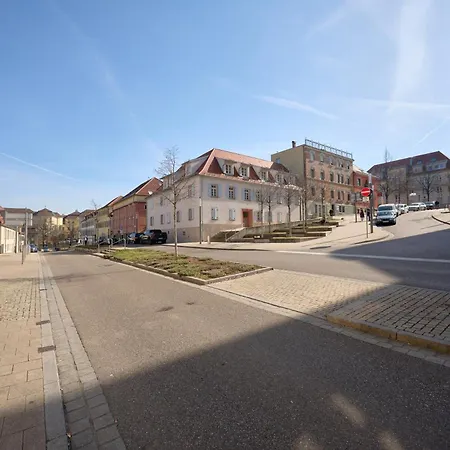 Backhome - Business&Family - Fantastische Schlosslage, Parkplatz, Balkon, Smarttv, Waschmaschine, Netflix, 70Qm, 24H Checkin - Apartment 5 Ludwigsburg Exterior photo