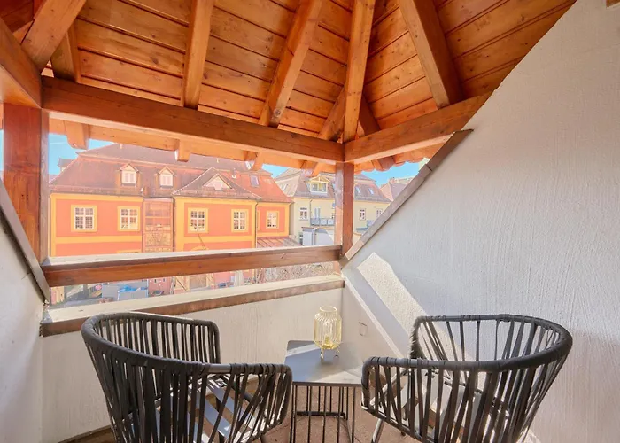 Backhome - Business&Family - Fantastische Schlosslage, Parkplatz, Balkon, Smarttv, Waschmaschine, Netflix, 70Qm, 24H Checkin - Apartment 5